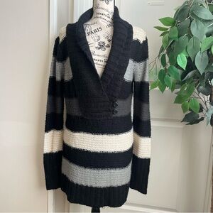Razzle Dazzle Cable Knit Striped Sweater Black White Sz M